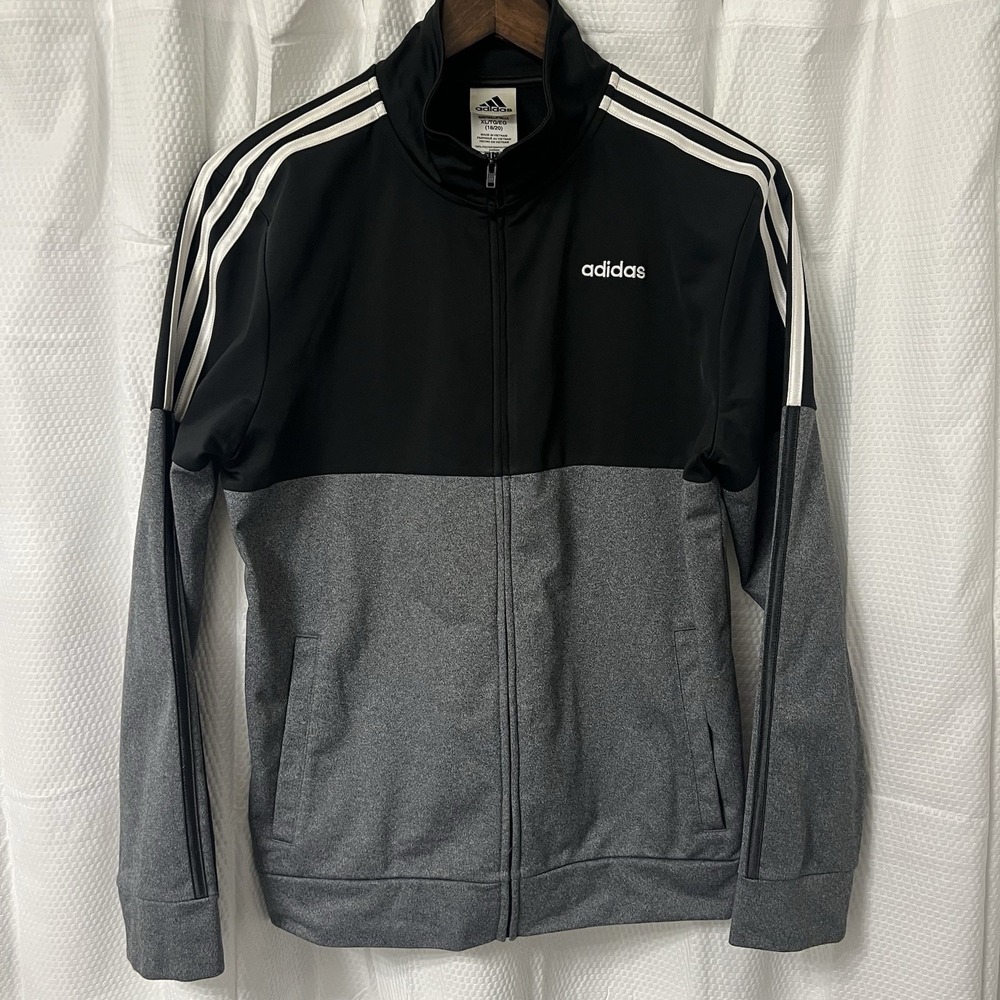 Adidas Track Jacket Youth XL (18/20) Black Full Zip‎ Embroidered Logo Athleisure